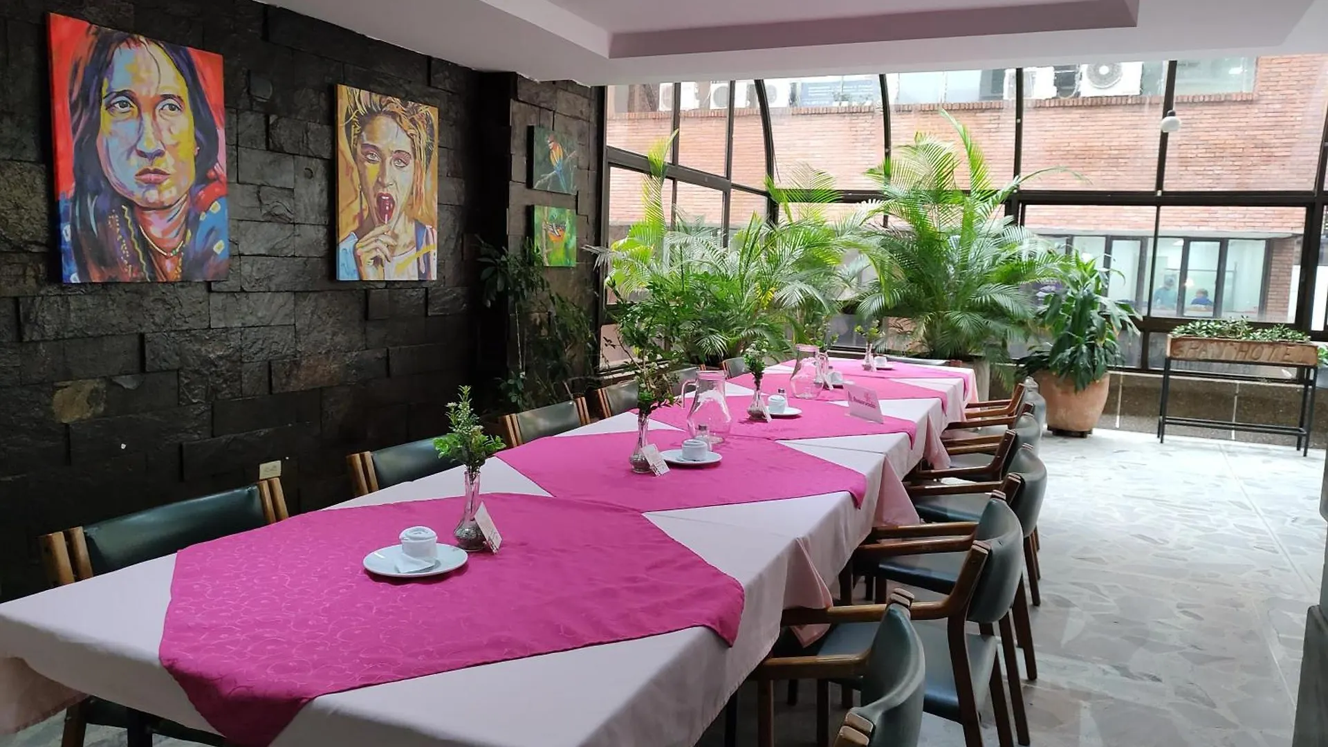 Gran Hotel Medellín 4*,