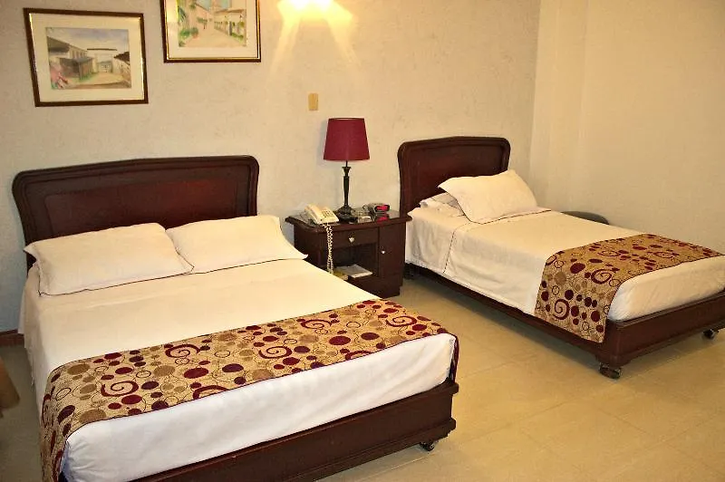 Gran Hotel Medellín 4*,